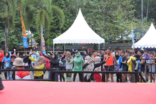 Community Morning Exercise Enlivens the 23rd Bangka Belitung Anniversary