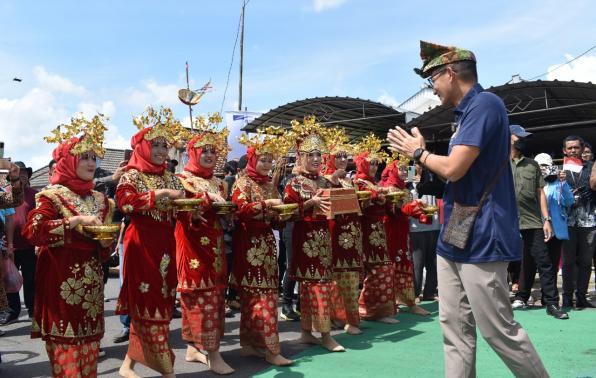 Sandiaga Says Ex-mining Land isn’t a Disaster