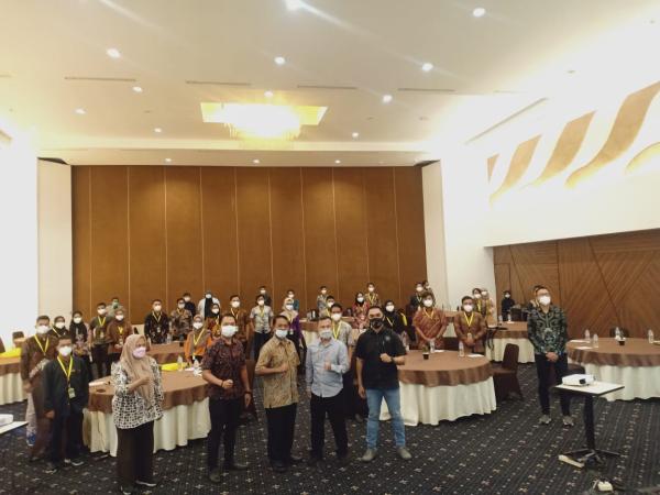 Bukan Zamanya Lagi Menjadi Pemuda Pendiam