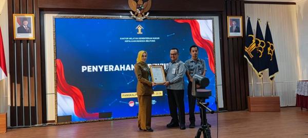 Disparbudkepora Babel Terima Sertifikat Kekayaan Intelektual Komunal Lagu Daerah “YOK MIAK”