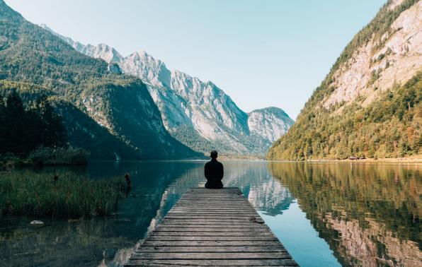 Simon Migaj by https://www.pexels.com